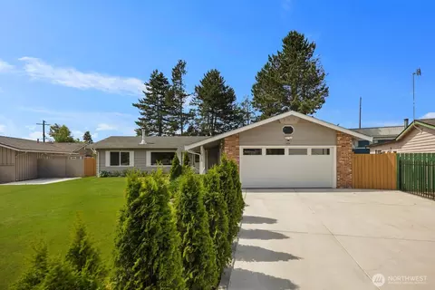 16715 116th Pl SE, Renton, WA 98058