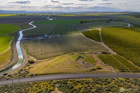 11186 C Rd SE, Othello, WA 99344