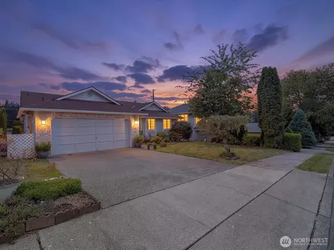 7812 Condor Dr NE, Arlington, WA 98223