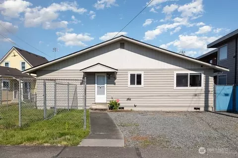 Other - 2516 Rockefeller Avenue Apt A B Ave #A, B, Everett, WA 98201 photo 9 of 10