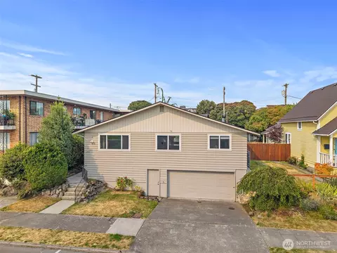 2516 Rockefeller Avenue Apt A B Ave #A, B, Everett, WA 98201