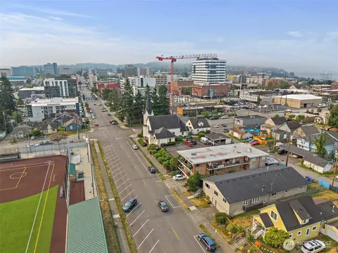View/Area - 2516 Rockefeller Avenue Apt A B Ave #A, B, Everett, WA 98201 photo 2 of 3