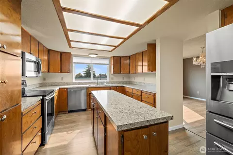 Kitchen - 2516 Rockefeller Avenue Apt A B Ave #A, B, Everett, WA 98201 photo 1 of 6