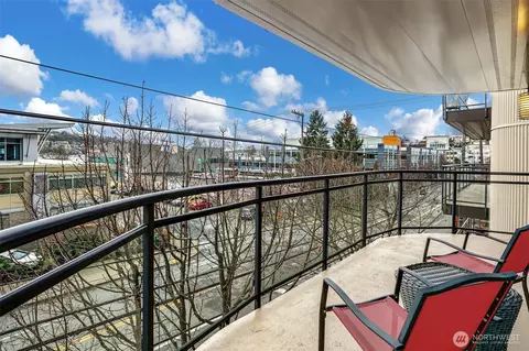 1550 Eastlake Ave E #203, Seattle, WA 98102