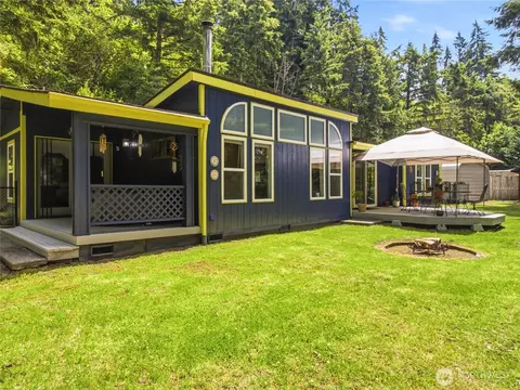 Exterior - 17023 76th Street Ct E, Sumner, WA 98390 photo 2 of 16