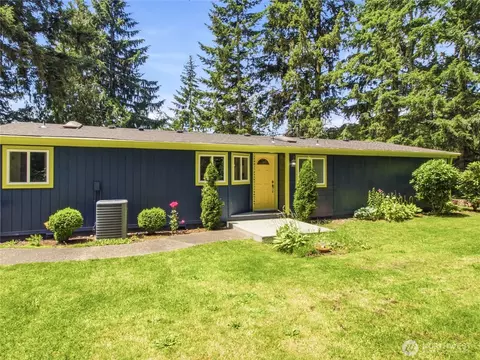 Exterior - 17023 76th Street Ct E, Sumner, WA 98390 photo 3 of 16