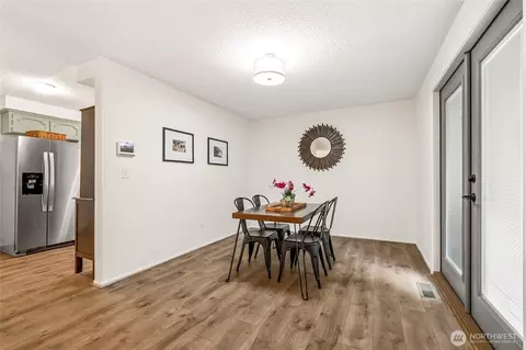 Dining - 2630 178th St SE, Bothell, WA 98012 photo 1 of 1