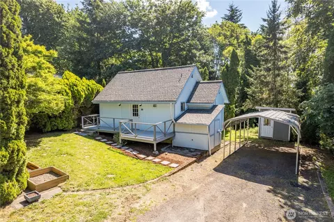 402 Bates Rd, Kelso, WA 98626