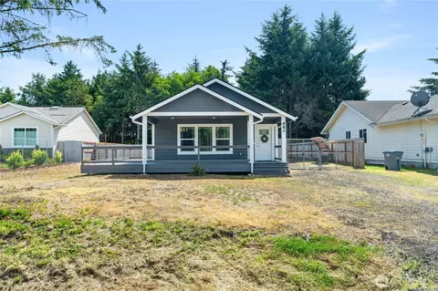 882 Vagabond Ave SW, Ocean Shores, WA 98569