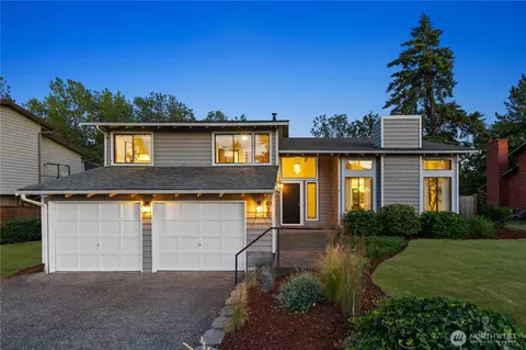 619 S 31st St, Renton, WA 98055