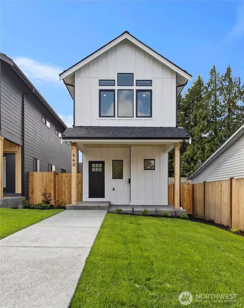 440 E 63rd St, Tacoma, WA 98404
