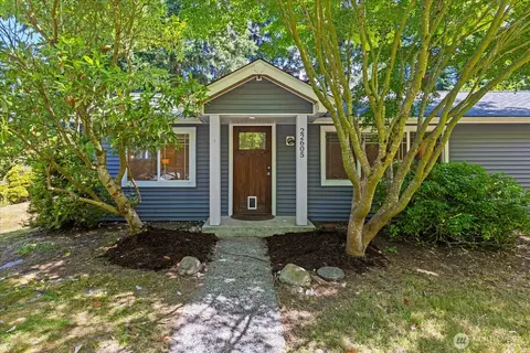 22605 61st Ave W, Mountlake Terrace, WA 98043