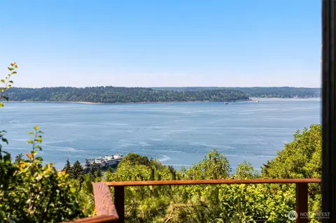 8447 42nd Ave SW, Seattle, WA 98136
