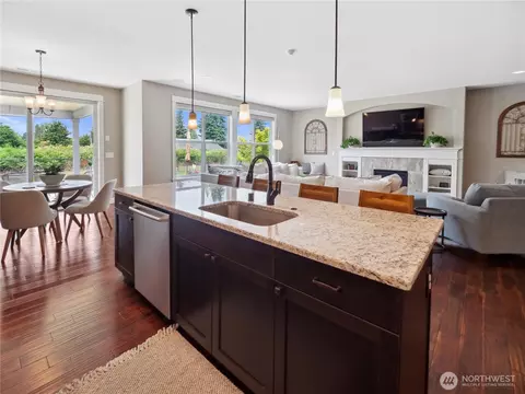 Kitchen - 3420 Mchugh Pl, Enumclaw, WA 98022 photo 4 of 5