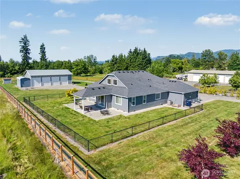 Exterior - 3420 Mchugh Pl, Enumclaw, WA 98022 photo 4 of 5
