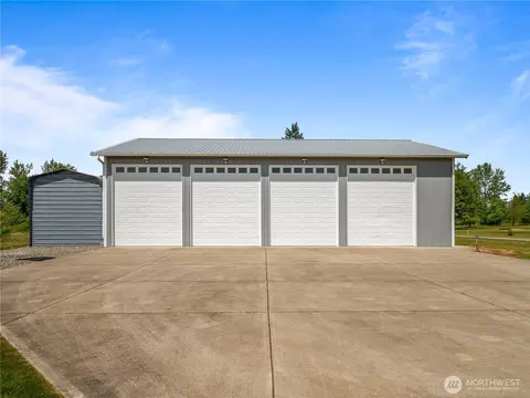 Exterior - 3420 Mchugh Pl, Enumclaw, WA 98022 photo 3 of 5