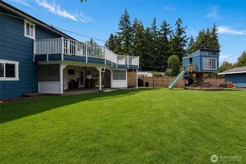 210 Shadow Ln NE, Olympia, WA 98506