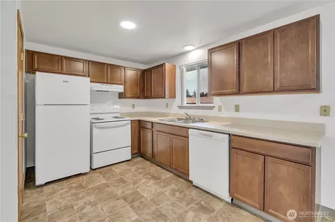 Kitchen - 17319 8th Avenue Ct E, Spanaway, WA 98387 photo 2 of 4