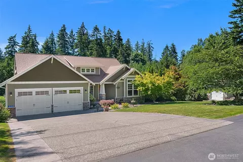 2312 NE Solar View Ct, Poulsbo, WA 98370