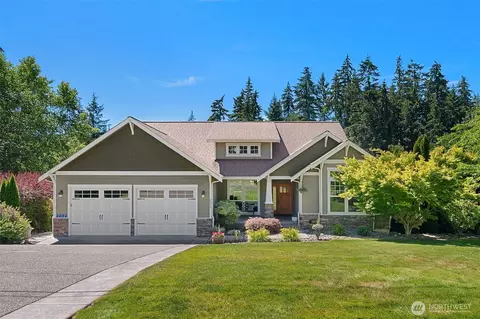 2312 NE Solar View Ct, Poulsbo, WA 98370