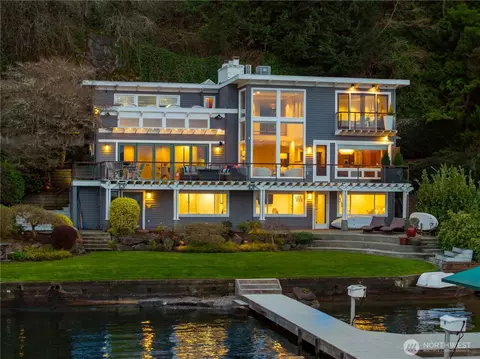 842 W Lake Sammamish Pkwy SE, Bellevue, WA 98008