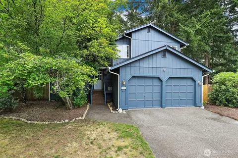 9711 Vantage Terrace Ct SE, Olympia, WA 98513