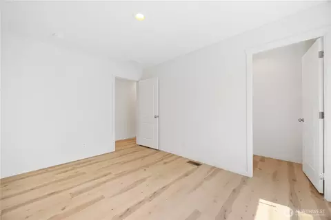 329 E Franklin St, Chelan, WA 98816 photo 18