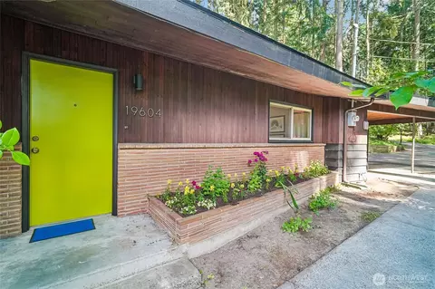 19604 10th Ave NE, Shoreline, WA 98155