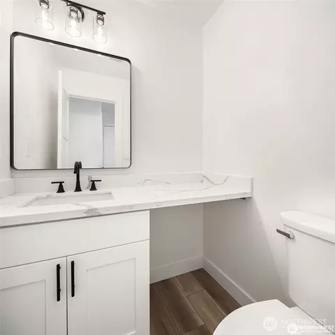 Bath - 9 76th St SE, Everett, WA 98203 photo 4 of 4