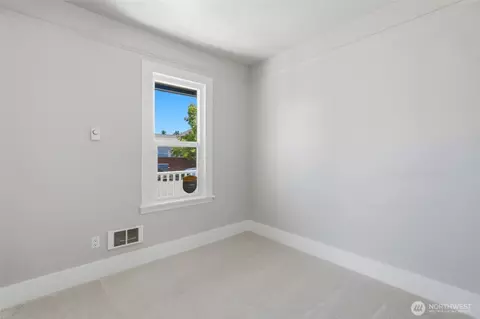 Bedroom - 1509 20th St, Everett, WA 98201 photo 2 of 2