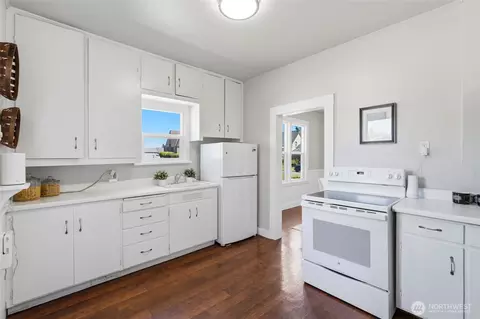 Kitchen - 1509 20th St, Everett, WA 98201 photo 1 of 1