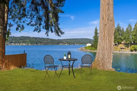 16468 Thorpe Rd NE, Poulsbo, WA 98370