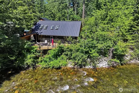 47313 SE 160th St, North Bend, WA 98045
