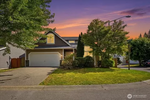 6713 SE 3rd St, Renton, WA 98059