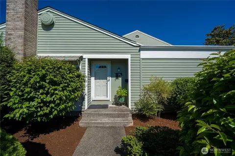8650 Onyx Dr SW #F, Lakewood, WA 98498