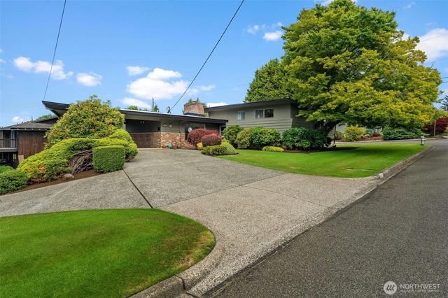 6901 N 18th St, Tacoma, WA 98406