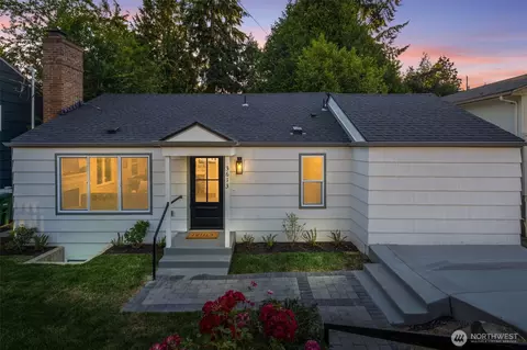 3613 40th Ave W, Seattle, WA 98199
