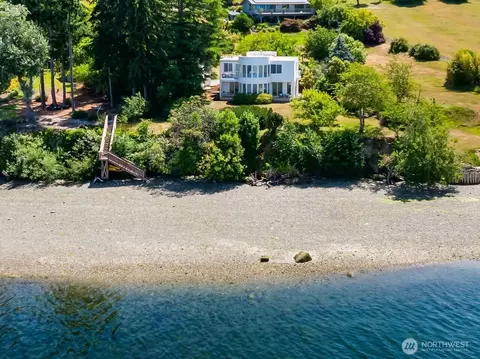 20515 21st St NW, Lakebay, WA 98349