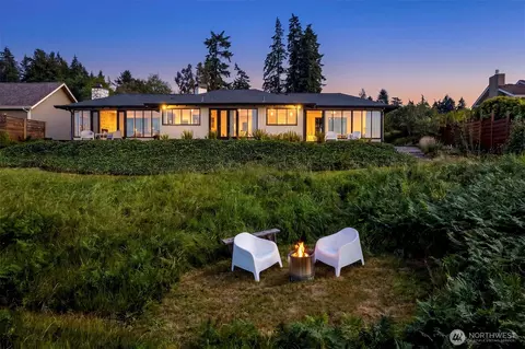 11505 103rd Ave SW, Vashon, WA 98070