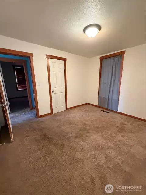 Bedroom - 2505 Harrison Ave, Everett, WA 98201 photo 1 of 3