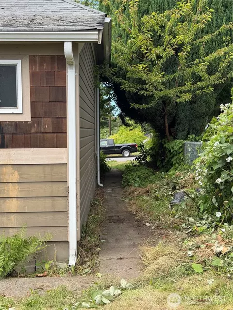 Other - 2505 Harrison Ave, Everett, WA 98201 photo 7 of 9