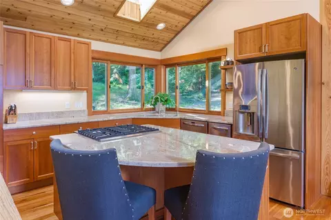 Kitchen - 2101 Dolphin Bay Rd, Eastsound, WA 98245 photo 2 of 3