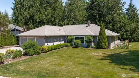 4225 Montgomery Pl, Mount Vernon, WA 98274