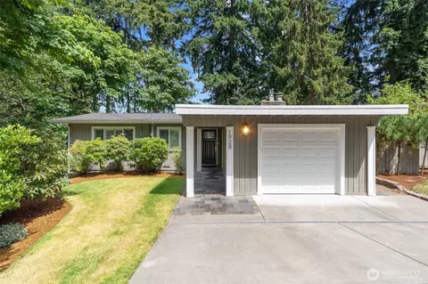 1928 109th Ave SE, Bellevue, WA 98004