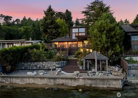 2111 SW 174th St, Burien, WA 98166