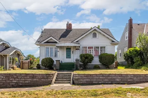5625 S Sheridan Ave, Tacoma, WA 98408