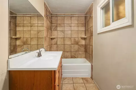 Bath - 1215 Madison St, Everett, WA 98203 photo 1 of 1