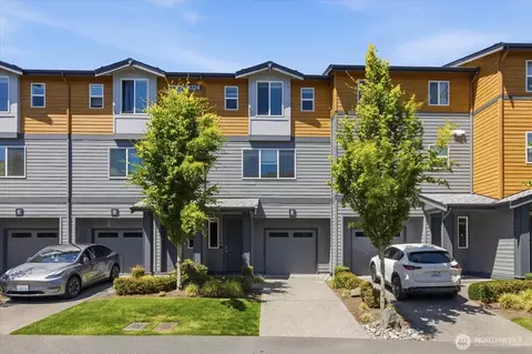 19324 35th Dr SE #E, Bothell, WA 98012