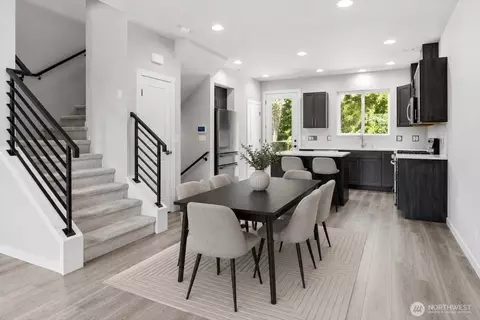 Dining - 19324 35th Dr SE #E, Bothell, WA 98012 photo 1 of 1