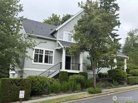 6748 161st Ave SE #A, Bellevue, WA 98006